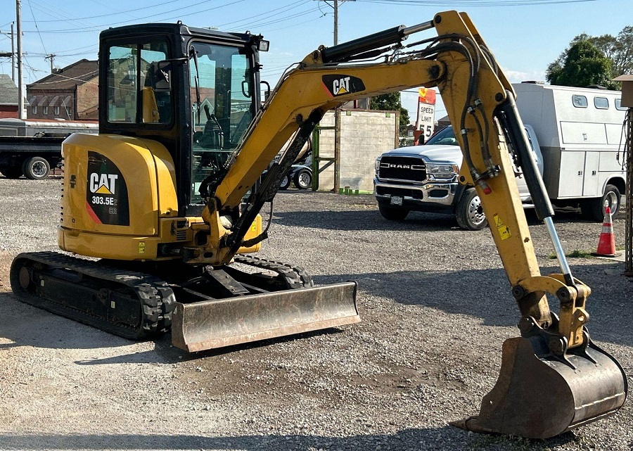 2017 Caterpillar 303.5E2 CR Mini Excavator