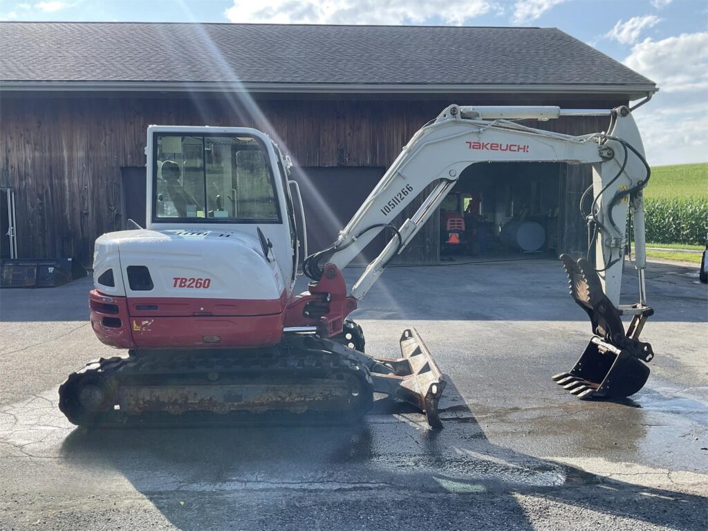 2016 Takeuchi TB260 Hydraulic Excavator